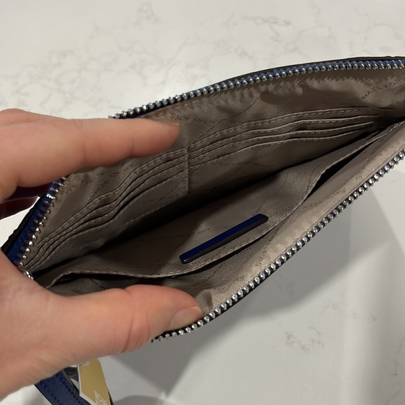 Michael Kors Clutch - Picture 4 of 5